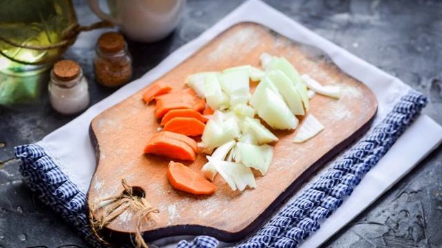 Суп пюре из кабачков и курицы смотреть онлайн