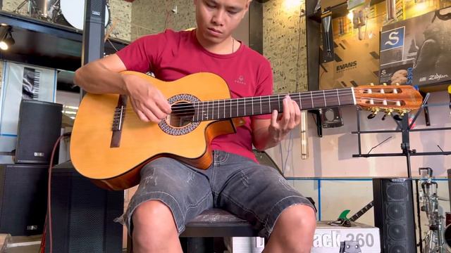 Review Guitar Classic Flamenco JX - 10G Chính Hãng смотреть онлайн
