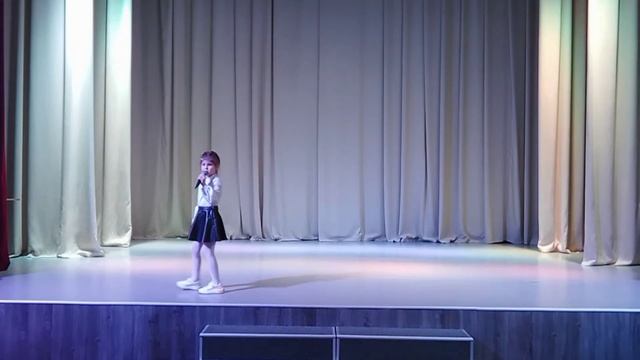 "Сабака-барабака" исполняет Адамова Ангелина Сергеевна смотреть онлайн