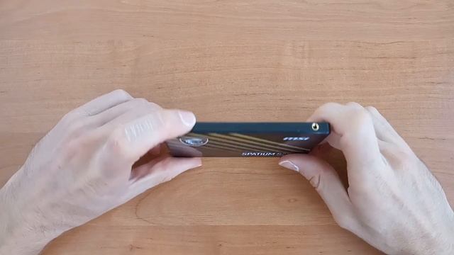 Распаковка SSD MSI SPATIUM S270 [S78-4406NP0-P83] смотреть онлайн