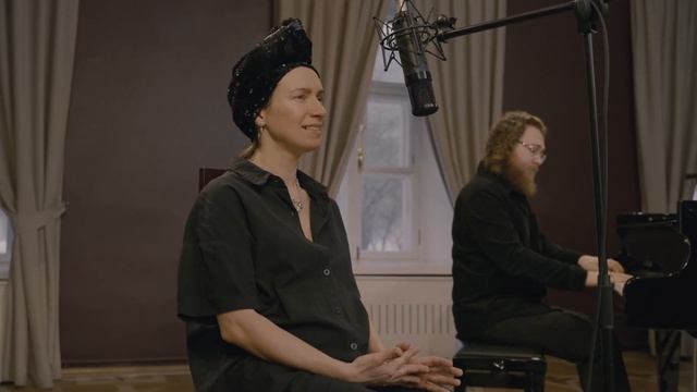 Padre & Tania She - La Sandunga смотреть онлайн