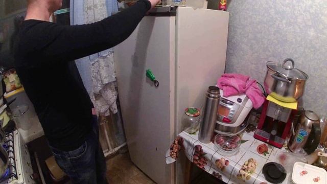 Часть 1 Холодильник холостяка (14.01.2018) смотреть онлайн