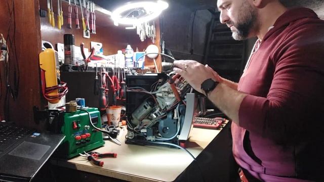 Delonghi ECAM 23.450 Leaking Repair - Episode 1