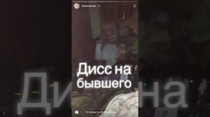Аня Михеева ПОЕТ и ТАНЦУЕТ голой под свои песни.