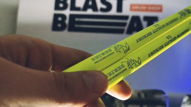 HUN Drumsticks Светящиеся в ультрафиолете палочки 5A: Розовые и Желтые