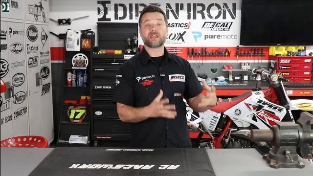 Why DUCATI beats other brands! - DESMO 450 details смотреть онлайн