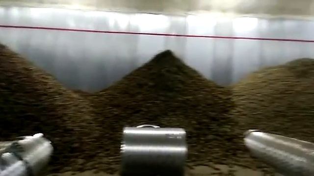 Разгрузка картофеля в овощехранилище Клинское ОП смотреть онлайн