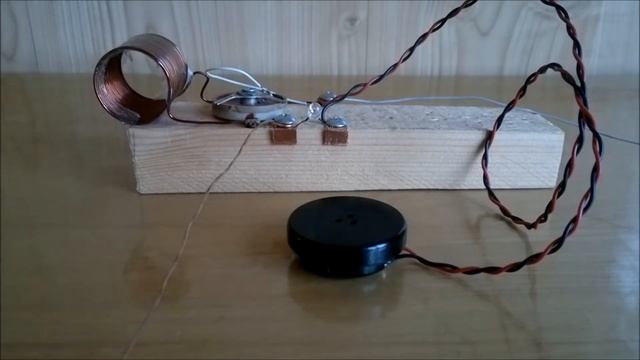 ? ДЕТЕКТОРНЫЙ ПРИЕМНИК Зажигаем светодиод энергией радиоволн. смотреть онлайн