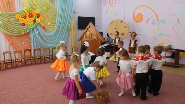 Осенний праздник во 2 младшей группе смотреть онлайн