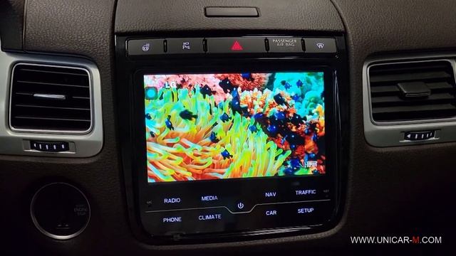 Volkswagen Touareg RCD550 замена монитора на 8-ми дюймовый экран HD со всеми опциями смотреть онлайн