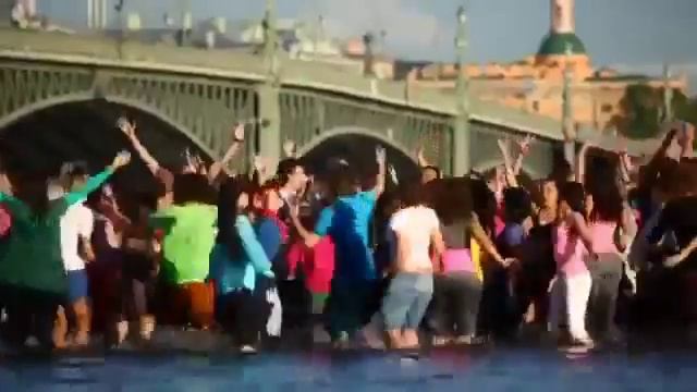 флеш моб в питере на воде выпускной смотреть онлайн