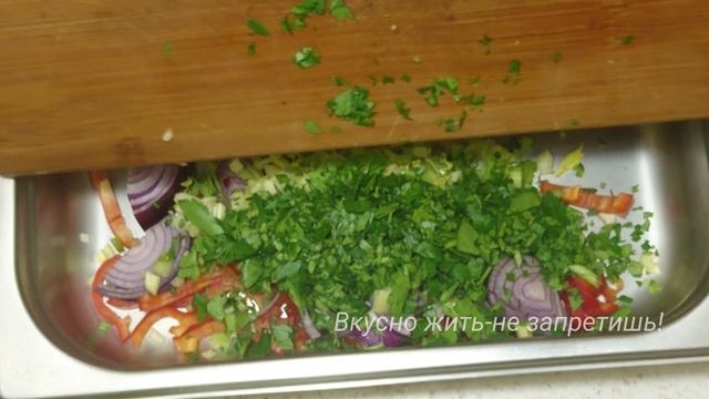 САЛАТ МОРЕПРОДУКТОВ МОРСКОЙ КОКТЕЙЛЬ /seafood Salad Seafood Cocktail