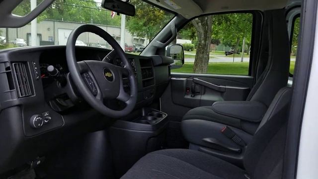2019 Chevy Express 2500, 8600 GVW, 3/4 Ton Heavy Duty, Regular Length Van / Stock # 4599 смотреть онлайн