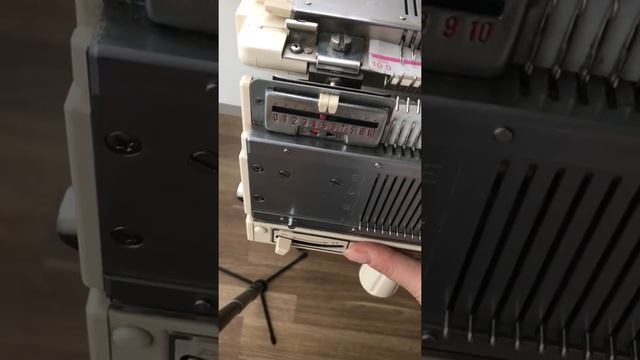 Точная регулировка положения игл на передней игольнице бразера. смотреть онлайн