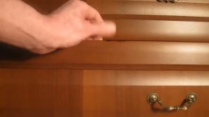 Как закрасить царапины на мебели