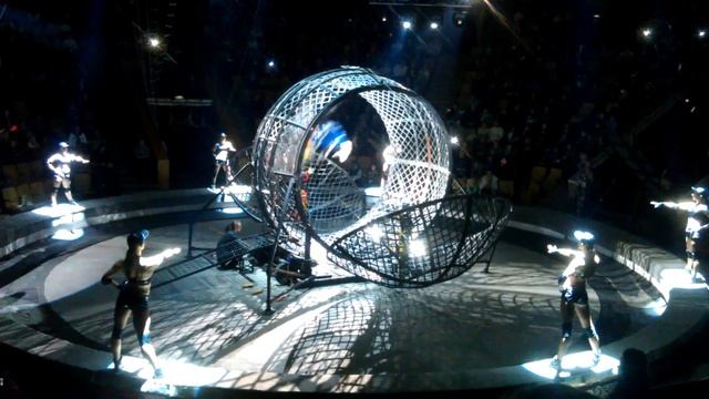 Цирк Шатировых (Братья Близнецы ШАТИРОВЫ) КИРОВ!!! смотреть онлайн