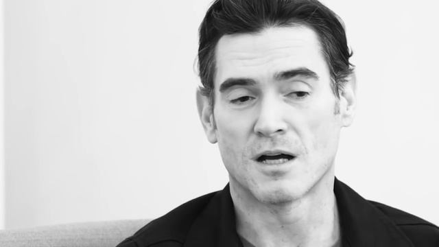 Billy Crudup explains why sometimes you have to fake it смотреть онлайн