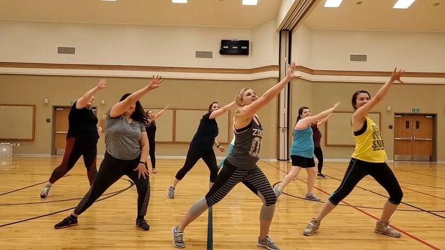 Problem (Monster Remix)- Becky G | HALLOWEEN Zumba/Dance Fitness Routine смотреть онлайн