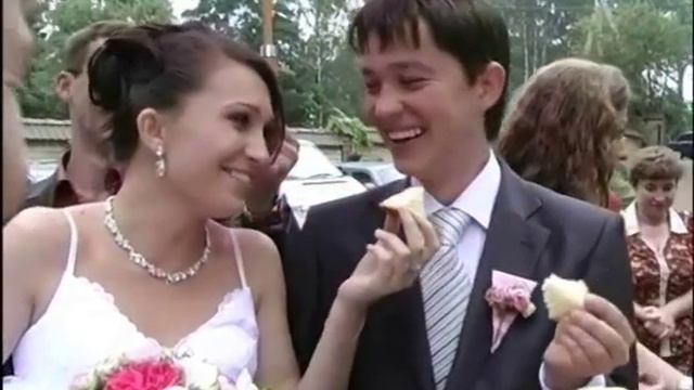 Встреча молодых! Хлеб да соль! Жених ОЧЕНЬ старался!!! :))) смотреть онлайн