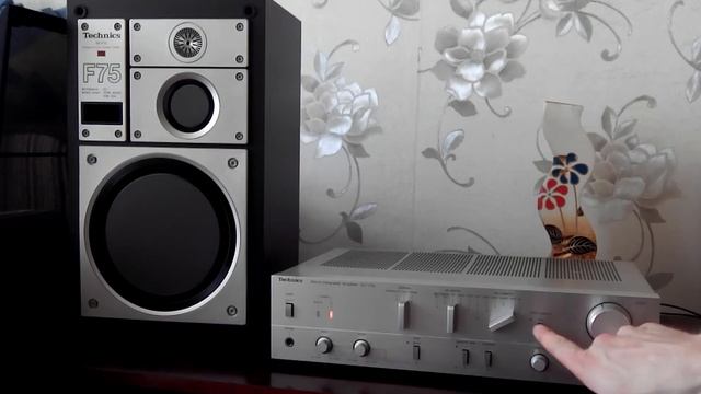 Technics SU-V5A + Technics SB-F75