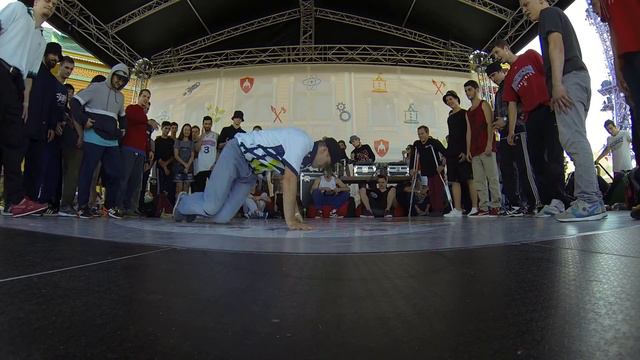 Outstanding Crew VS ComixZone Crew (Южнее Некуда)