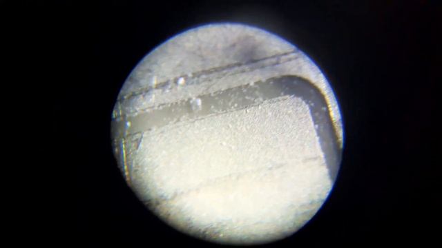 Под микроскопом:поверхность сим-карты смотреть онлайн