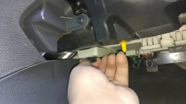 INLOCUIRE SIGURANTA PRIZA BRICHETIERA FORD FOCUS C-MAX смотреть онлайн