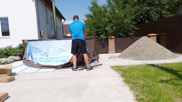 Установка каркасного бассейна / Frame pool installation смотреть онлайн