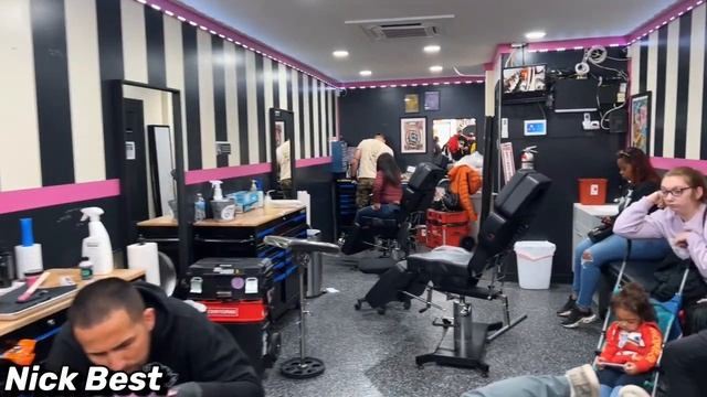 A 10 Dollar Tattoo in Las Vegas смотреть онлайн