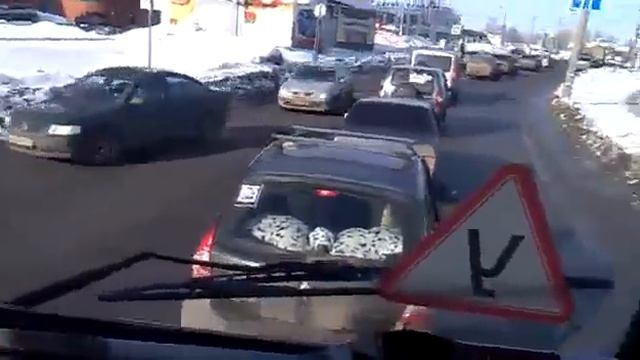 Как учат вождению в Ярославле смотреть онлайн