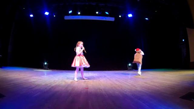 Детская песенка "Семечки" - Гутикова Анна (6 лет) и Берестов Иван (8 лет) смотреть онлайн