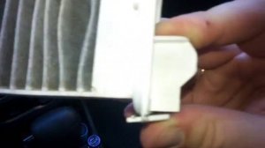 Renault Sandero. Замена фильтра салона. Своими руками!