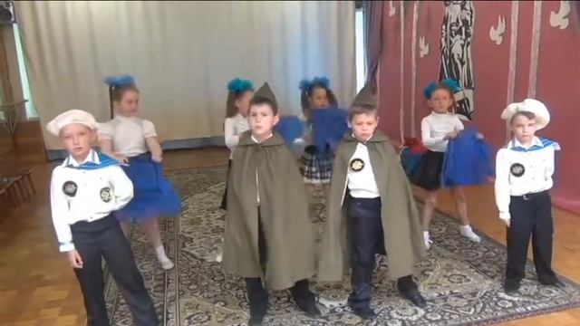 Танец Тучи в голубом смотреть онлайн