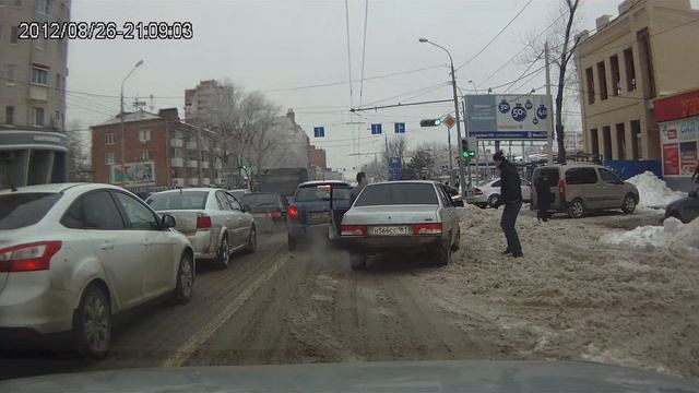 Застрял в снегу смотреть онлайн
