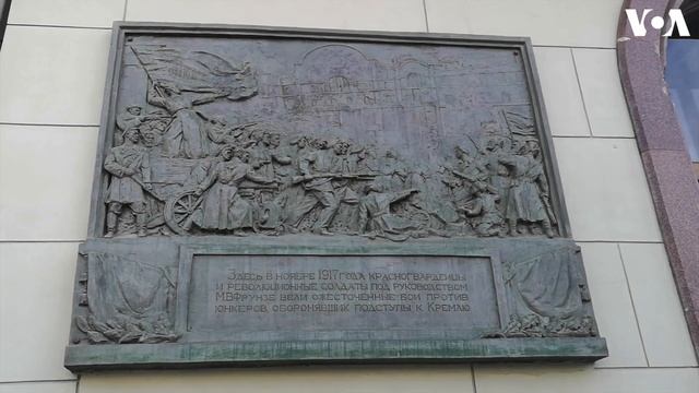 Maluma assaltado na Rússia смотреть онлайн