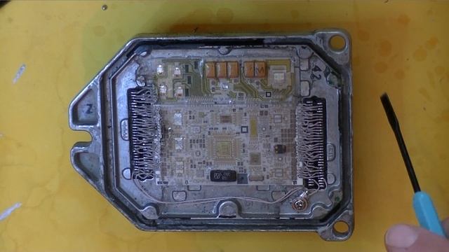 Практические рекомендации по ремонту Siemens 5WK9 153 (Simtec 71 serie) смотреть онлайн