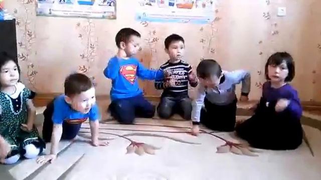 Знамус Атырау , 3х летние малыши - казахская группа смотреть онлайн