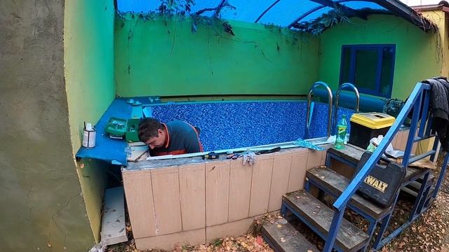 Ремонт полипропиленового бассейна пленкой ПВХ Лайнером. Ремонт чаши бассейна из полипропилена смотреть онлайн