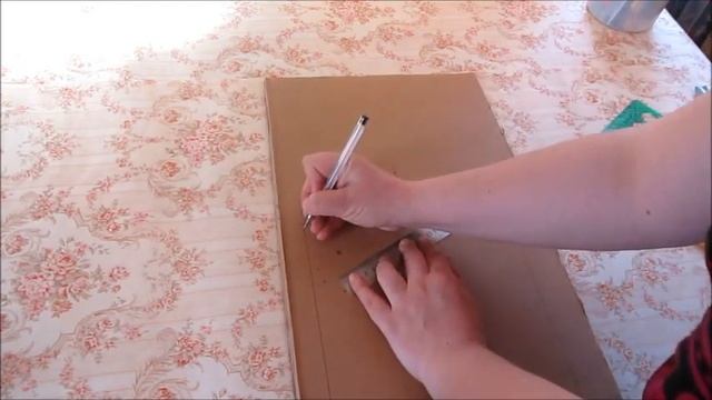 Ключница из газетных трубочек. Урок 1. Делаем заготовку из картона. смотреть онлайн