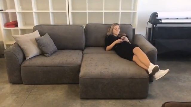 Много мебели , диван кинг смотреть онлайн