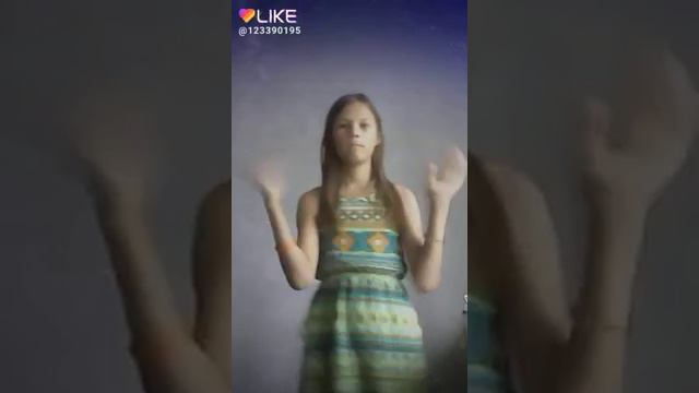 Снимала видео в приложение лайк. скачевате приложение лайк и подписывайтесь на меня смотреть онлайн