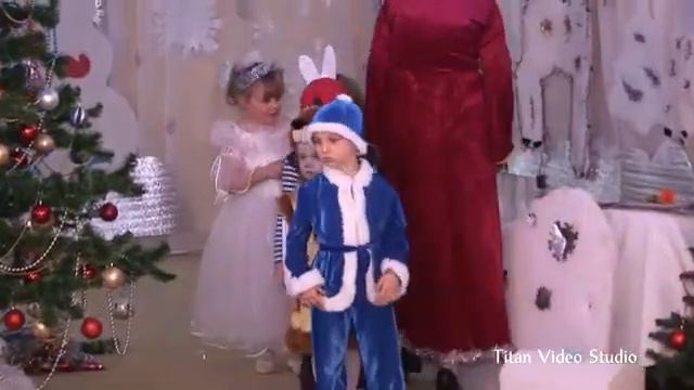 Новый Год - Утренник в детском саду смотреть онлайн