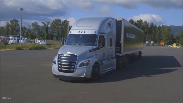 Electric Daimler ECascadia Truck