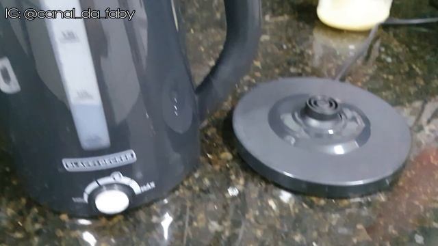 CHALEIRA ELÉTRICA BLACK DECKER K2200 127 VOLTS/ RESENHA COMPLETA #CHALEIRAELÉTRICA #chaleira #vlog смотреть онлайн