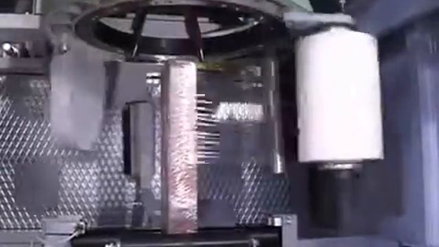 Автоматический горизонтальный упаковщик Spiror HP от компании Robopac смотреть онлайн