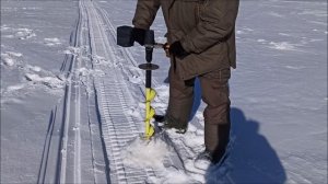 Мощный китайский шуруповерт NANWEI для ледобура. Испытания льдом. часть 2