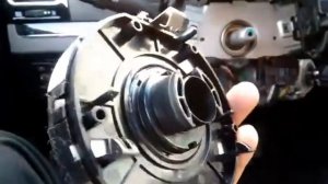 Горит индикатор подушки безопасности и нет сигнала клаксона на Эмгранд ес7.(3)