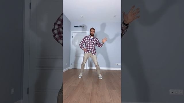 Новая танцевальная связка на песню «Love me again»? смотреть онлайн