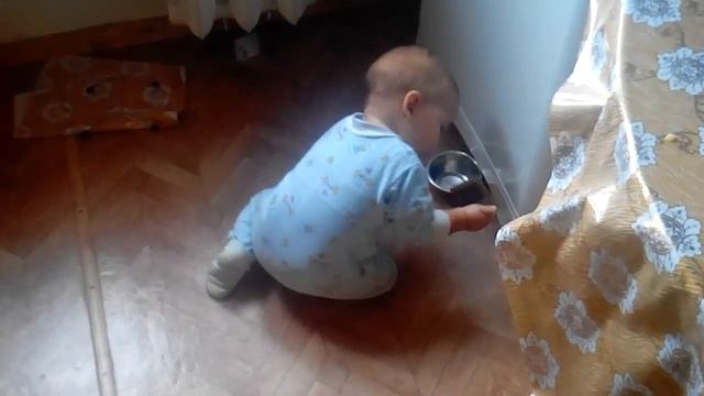 Кухня. Газ и холодильник смотреть онлайн