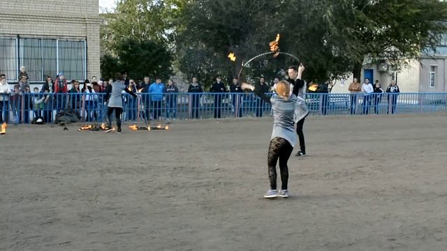 Автофестиваль "Саратов Рулит". Огненное шоу смотреть онлайн